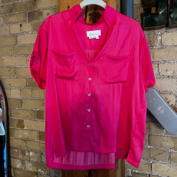 Anthropologie Classic Surf Shirt in Pink - Picture 5 of 7